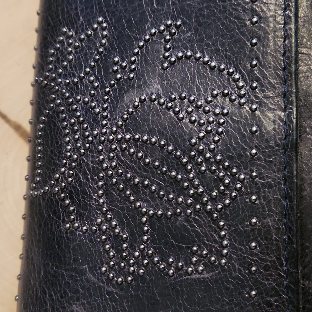 Patricia Nash Black Leather Flower Design Distressed Tri-Fold Wallet - Picture 2 of 9